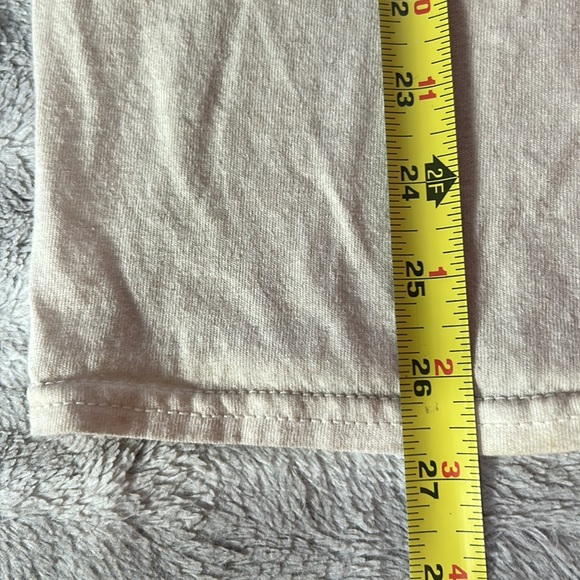 Taylor Swift, RED Taylor’s version graphic T-shirt, size medium - Picture 7 of 7